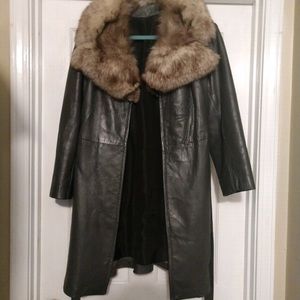 Vintage Leather coat with real fur